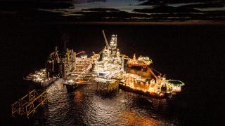 Record-breaking lift completes the Johan Sverdrup field centre (Video)