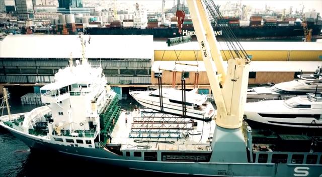 WATCH: Yachts, pontoon and boat sail with SAL mv Frauke from Italy to ...