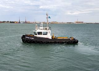 Caspian Offshore Construction takes swift delivery of Damen Stan Tug 1606 ICE