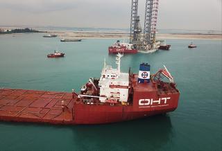 Spotted: OHT sister vessels met at work in Singapore
