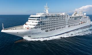 First cruise ship of season arrives at Port of Nanaimo
