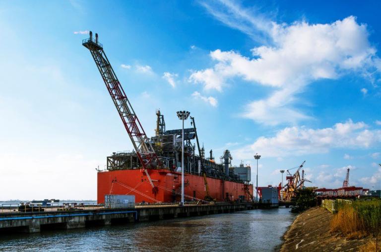 Tango FLNG fully commissioned and accepted by YPF - VesselFinder