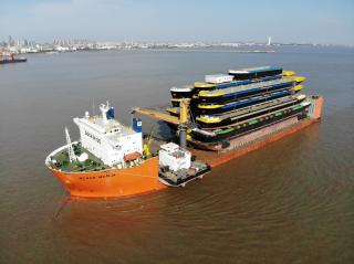 Concordia Damen ships 18 hulls from Shanghai to Rotterdam