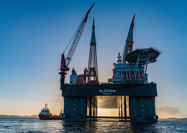 Sleipnir Transports and Installs Nova Module - VesselFinder