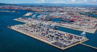 Fuel Switch Cuts Greenhouse Gases At Port of Long Beach