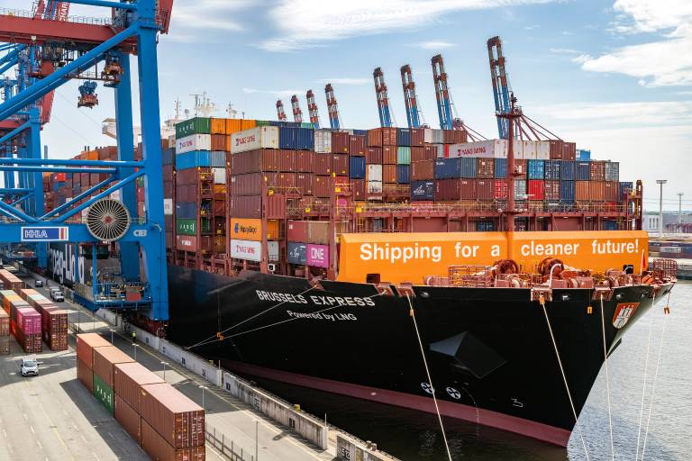 World’s first large container ship converted to LNG to arrive in ...