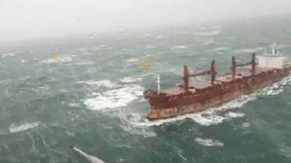 Eighteen crew members rescued after two ships collide off Dutch coast (VIDEO)
