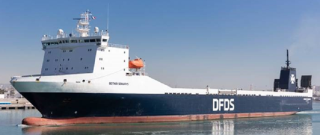 DFDS MV Botnia Seaways arrives into London Medway