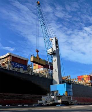Danish port orders Konecranes Gottwald Mobile Harbor Crane to improve performance, meet demand