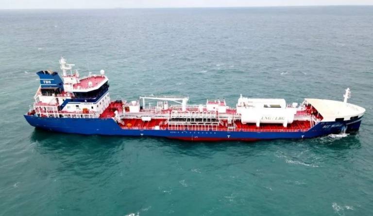 Yangzijiang delivers its first LNG dual fuel chemical tanker - VesselFinder