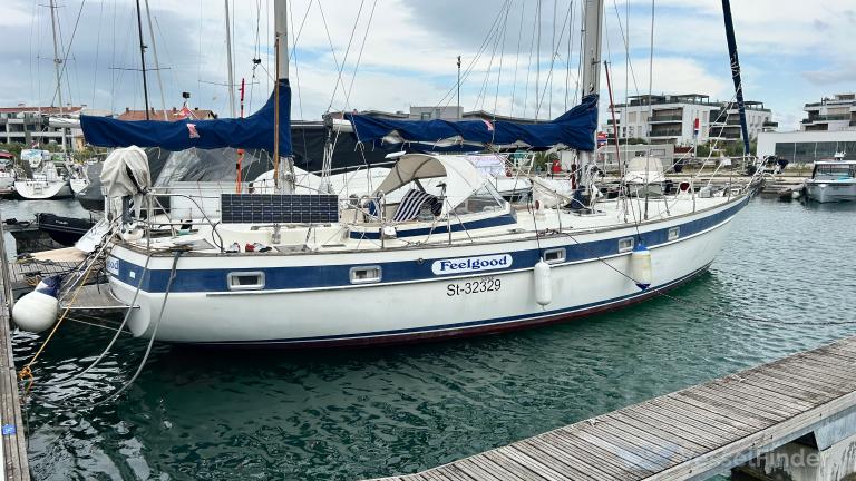 ship photo