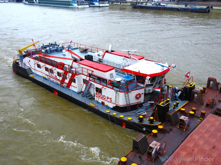 ship photo