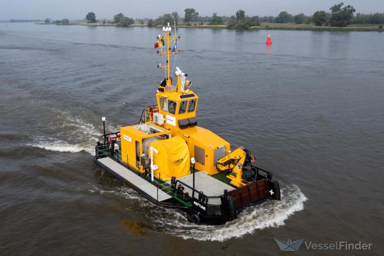 ship photo