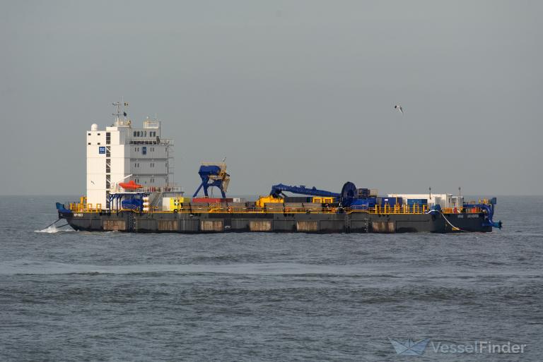 ship photo