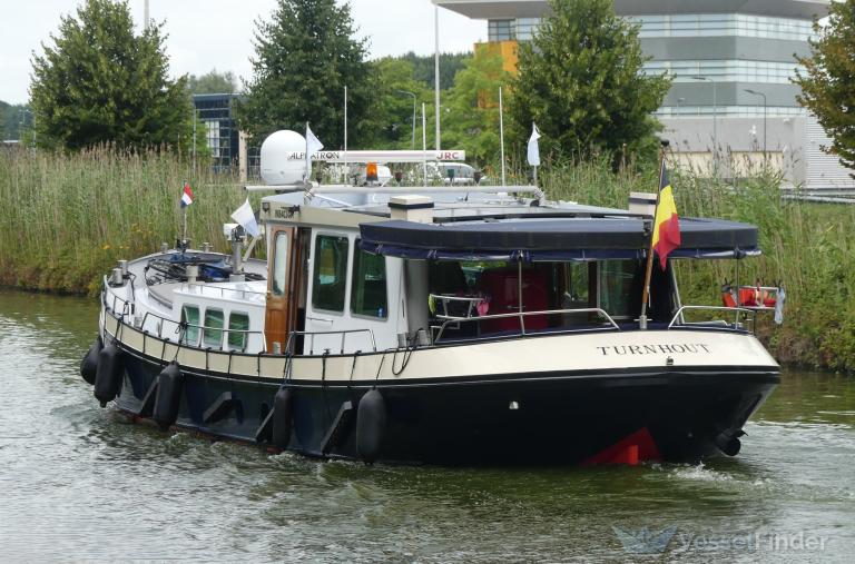 ship photo