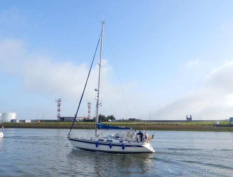 CAYUGA II photo