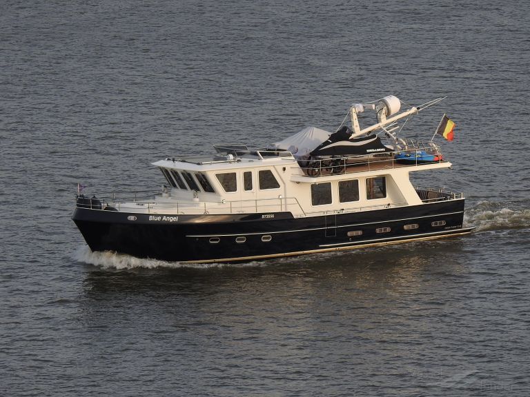 ship photo