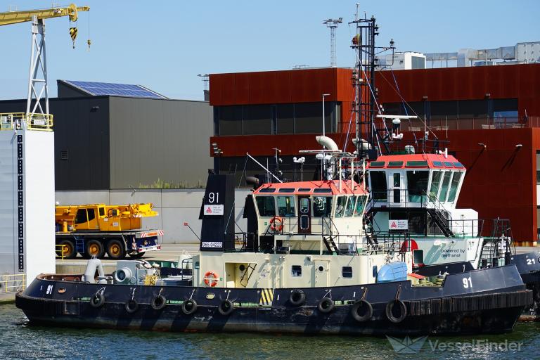 TUG 91 photo
