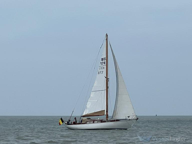 VICTORIA SEEKREUZER photo