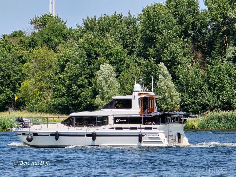 KALISTA II photo