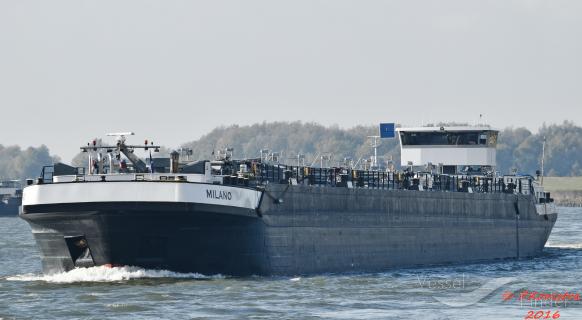 ship photo