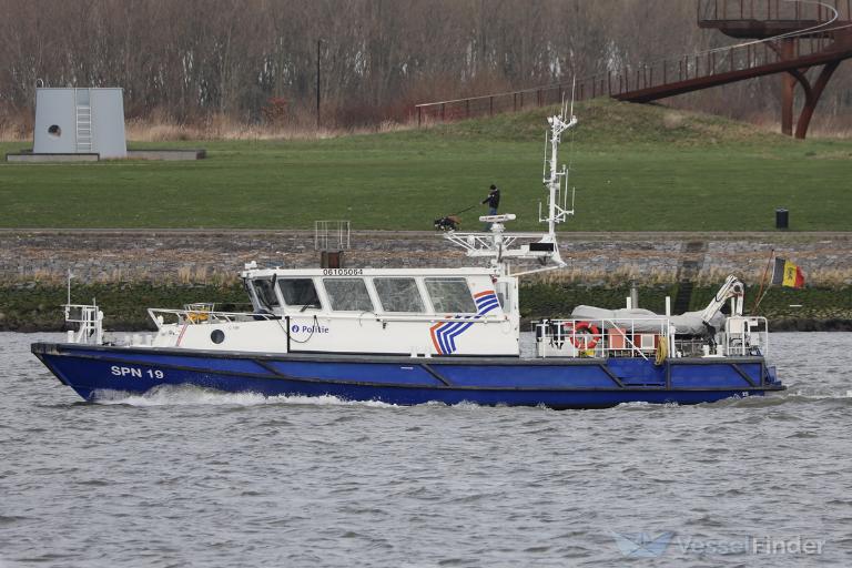 ship photo