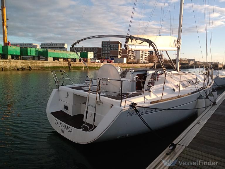 TAURANGA photo