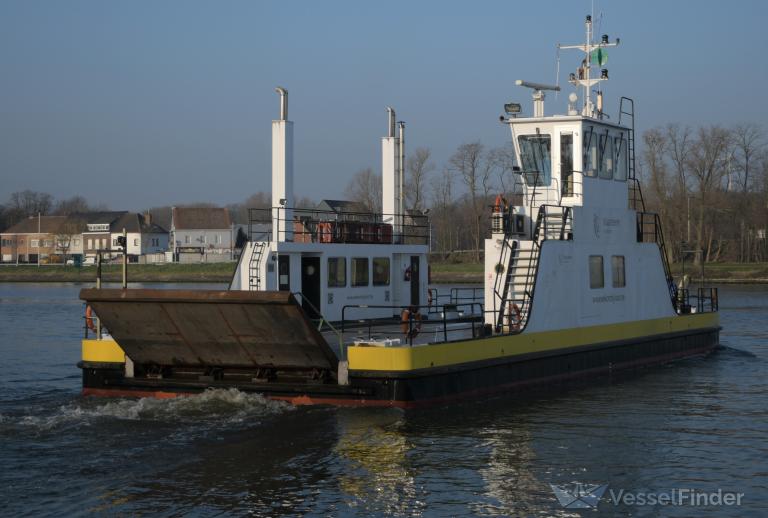 ship photo