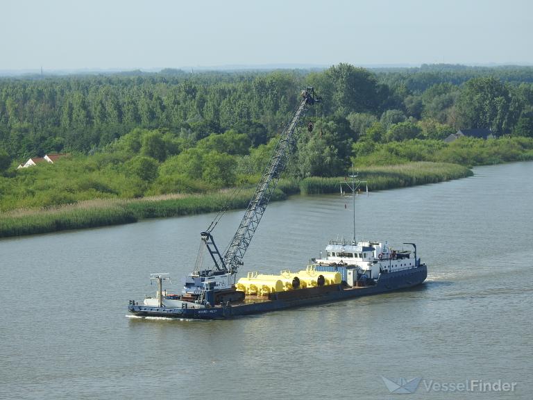 ship photo