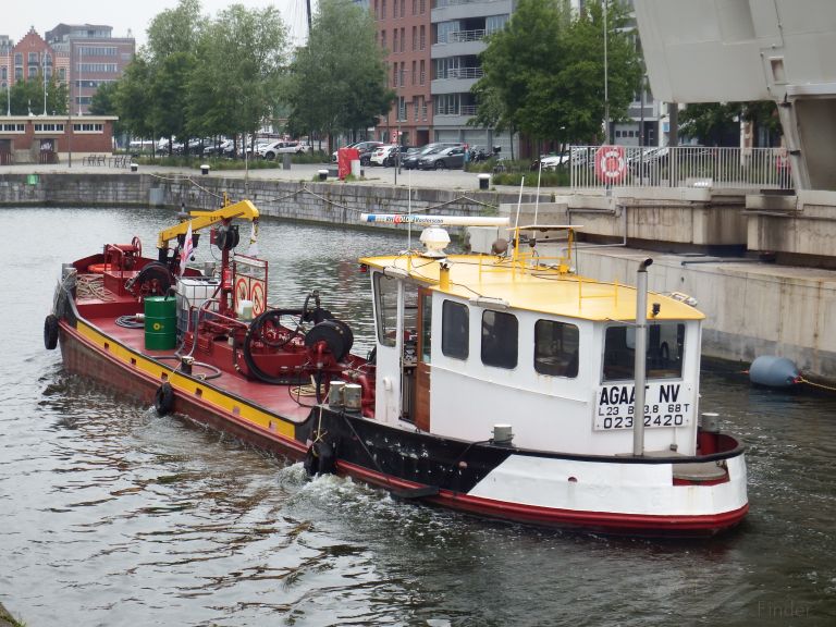 ship photo