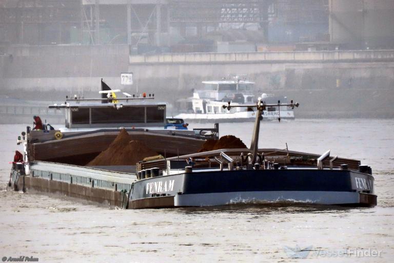 ship photo