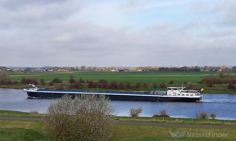 MUSTANG, Cargo ship - Details and current position - ENI 06003884, MMSI ...