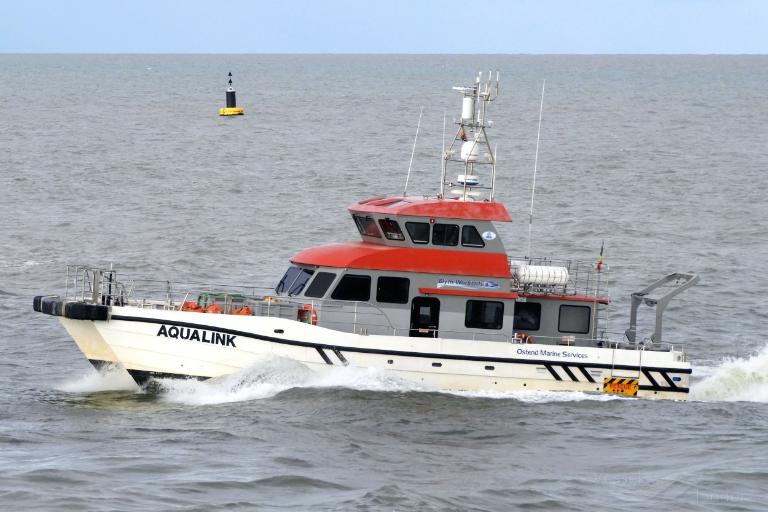 ship photo