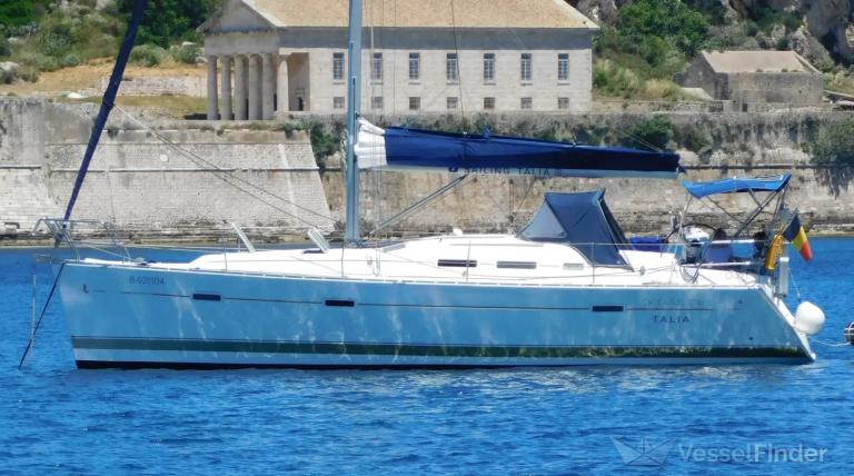 WHOOPSEA WOO 42 photo