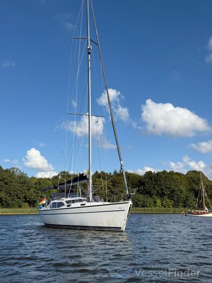 ship photo