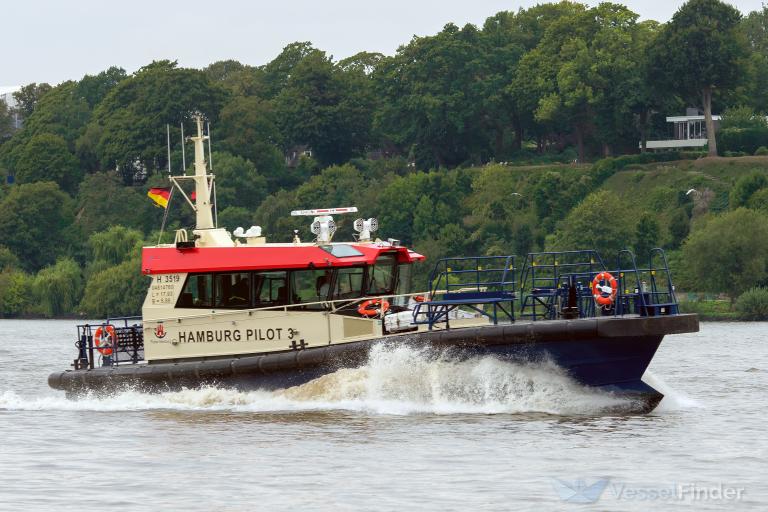 ship photo