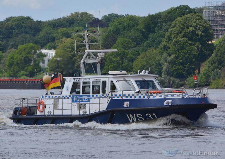 ship photo
