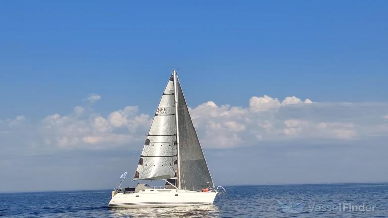 ship photo