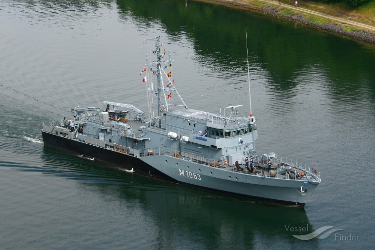 GERMAN WARSHIP M1063 photo