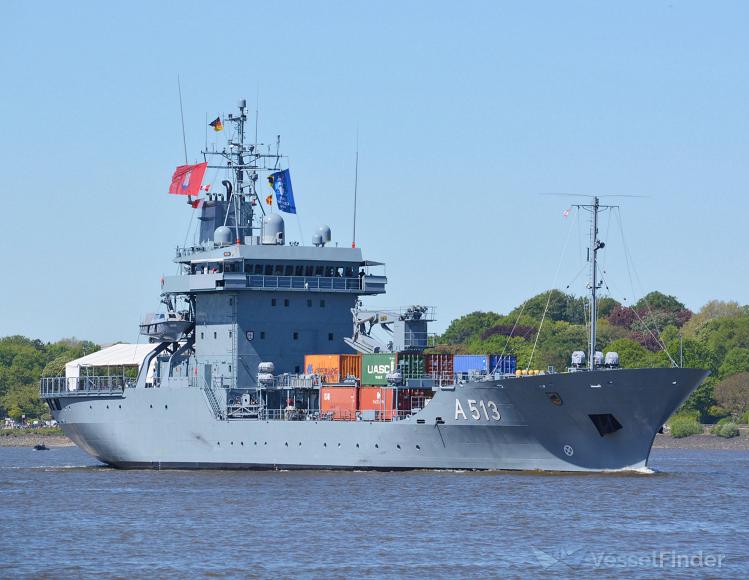 GERMAN WARSHIP A513 photo