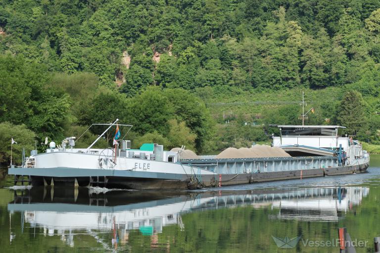 ship photo