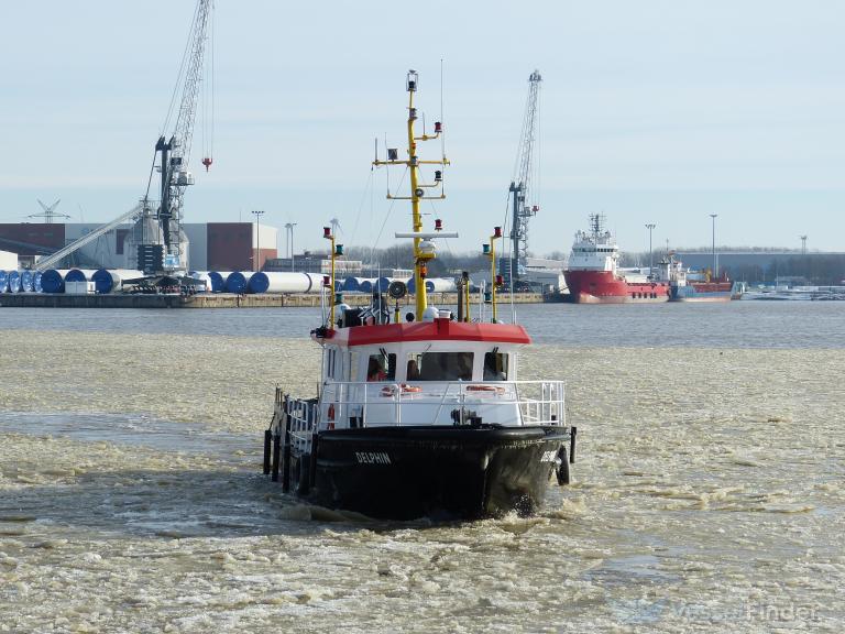 ship photo