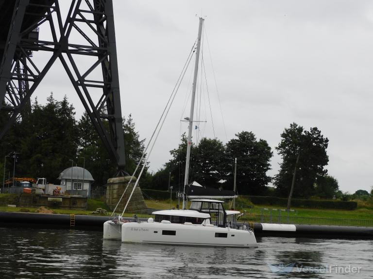 A TOET A LHEURE photo