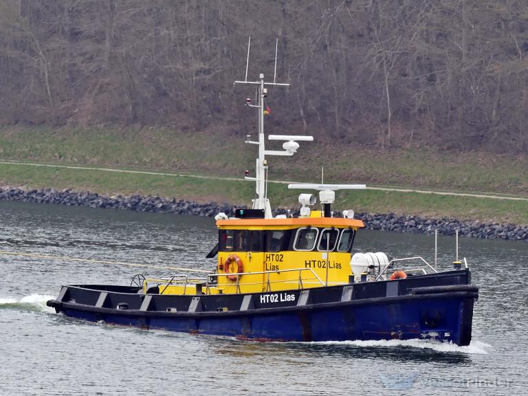 ship photo