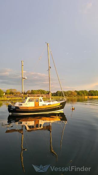 KATINA OF HAMBLE photo