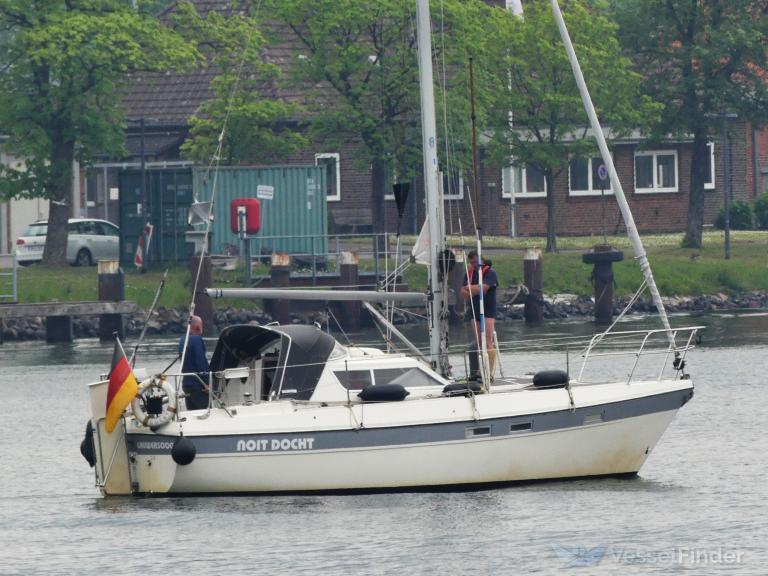 NOIT DOCHT photo
