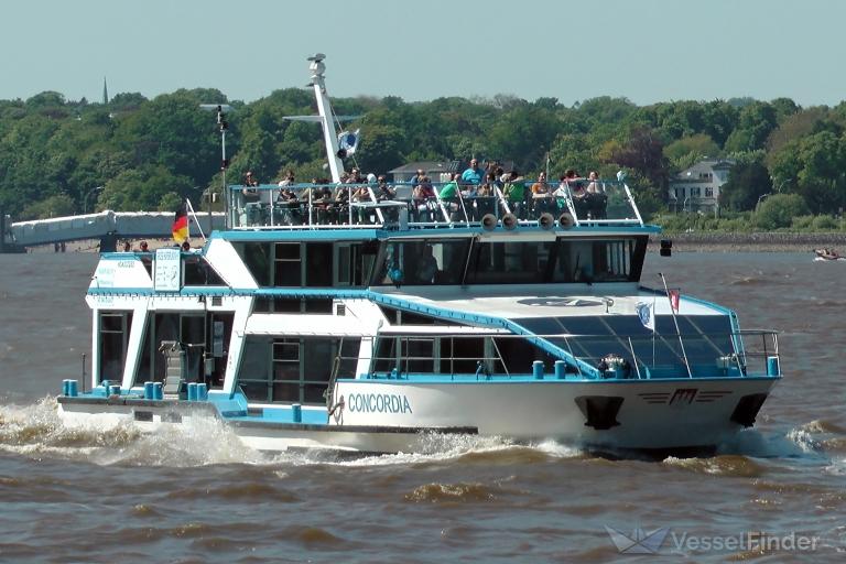 ship photo