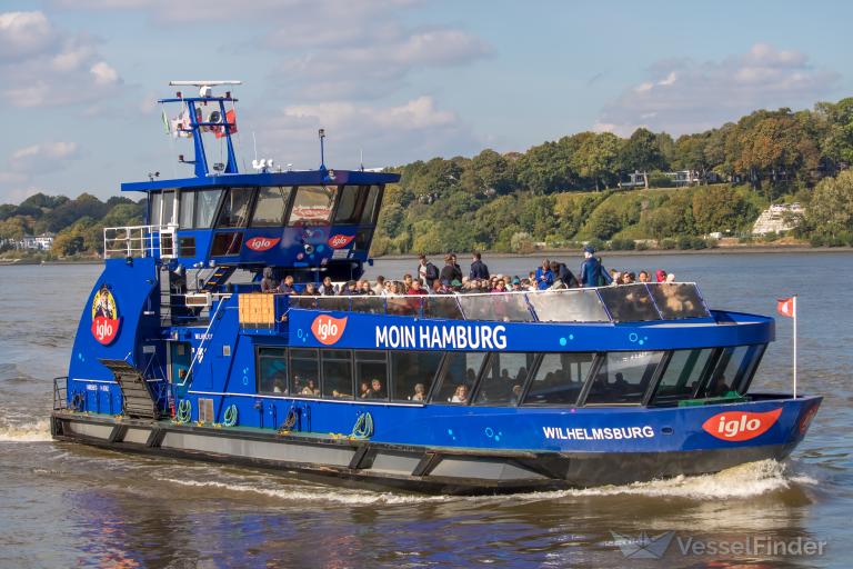 ship photo