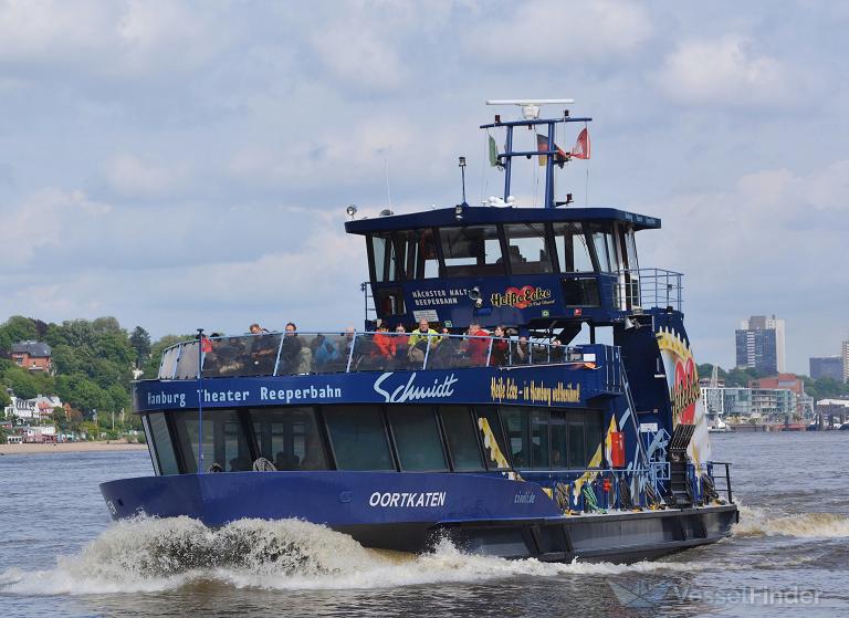 ship photo