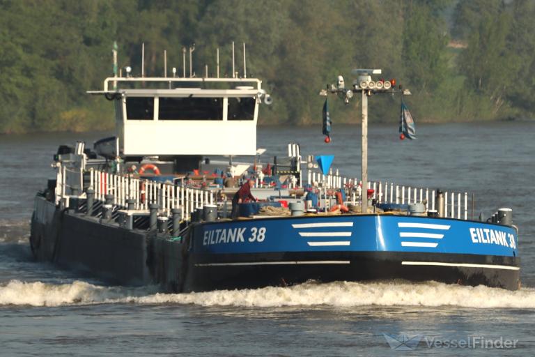EILTANK 38 photo